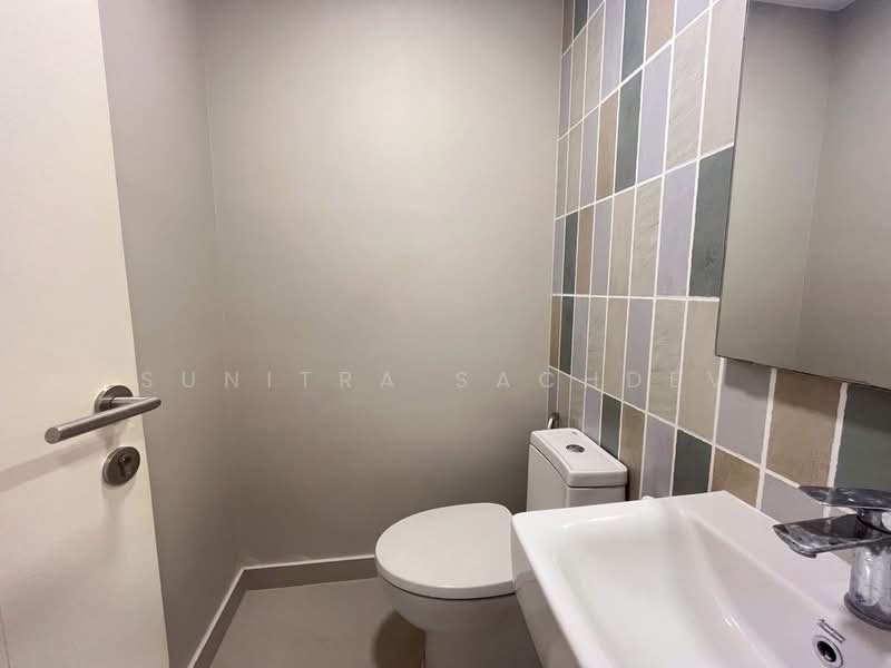 Indy Bangna-Ramkhamhaeng 2, Bangkok, Soi 7, Dok Mai, Prawet, Bangkok, 2 Bedrooms, 110 sqm, Townhouse For Rent, by Sunitra Sachdev, 500274404 - DDproperty.com