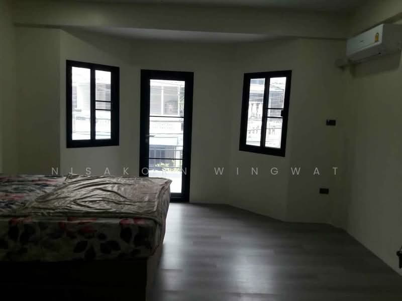 4-BR Townhouse, Bangkok, Chatuchak, Chatuchak, Bangkok, 4 Bedrooms, 325 sqm, Townhouse For Sale, by Nisakorn Wingwat, 500274453 - DDproperty.com