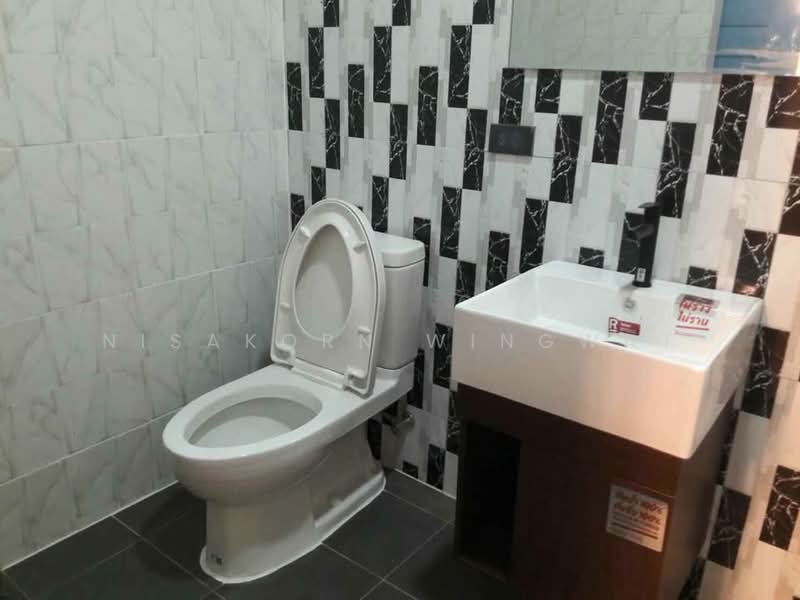 4-BR Townhouse, Bangkok, Chatuchak, Chatuchak, Bangkok, 4 Bedrooms, 325 sqm, Townhouse For Sale, by Nisakorn Wingwat, 500274453 - DDproperty.com