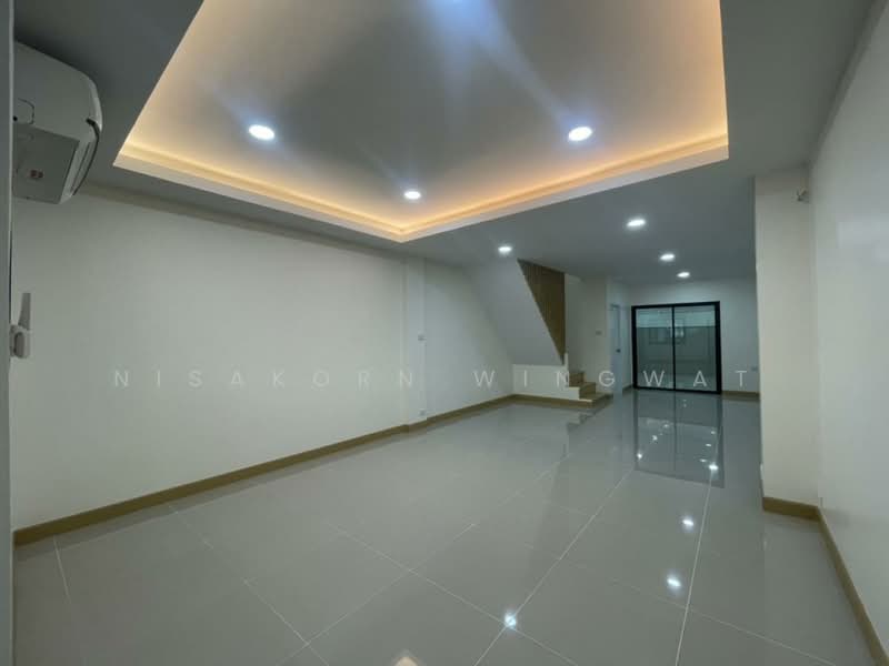 2-BR Townhouse, Bangkok, Bang Na Nuea, Bang Na, Bangkok, 2 Bedrooms, 93 sqm, Townhouse For Rent, by Nisakorn Wingwat, 500274469 - DDproperty.com