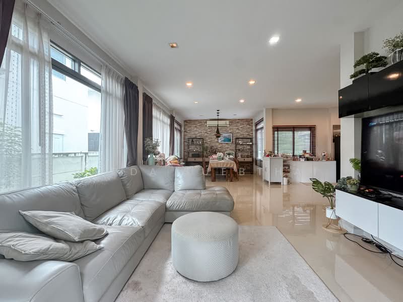 Perfect Place Phatthanakan-Srinakarin, Bangkok, 7/24 On Nut 80 Yaek 5, Prawet, Prawet, Bangkok, 3 Bedrooms, 193 sqm, Single Detached House For Sale, by Ladda Suebthai, 500274476 - DDproperty.com