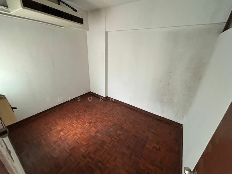 Ruenrudee Condominium, Bangkok, 19 Sukhumvit Soi 1, Khlongtoei Nua, Watthana, Bangkok, 2 Bedrooms, 44 sqm, Condo For Rent, by Adisorn Eamso, 500274483 - DDproperty.com