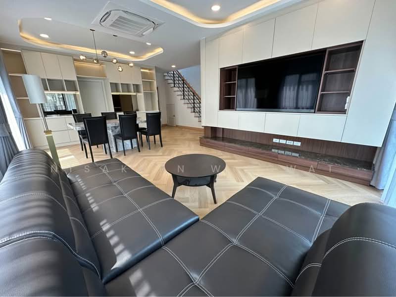 Centro Bangna, Samut Prakan, 111 Soi 3, Bang Kaeo, Bang Plee, Samut Prakan, 4 Bedrooms, 445 sqm, Single Detached House For Rent, by Nisakorn Wingwat, 500274513 - DDproperty.com