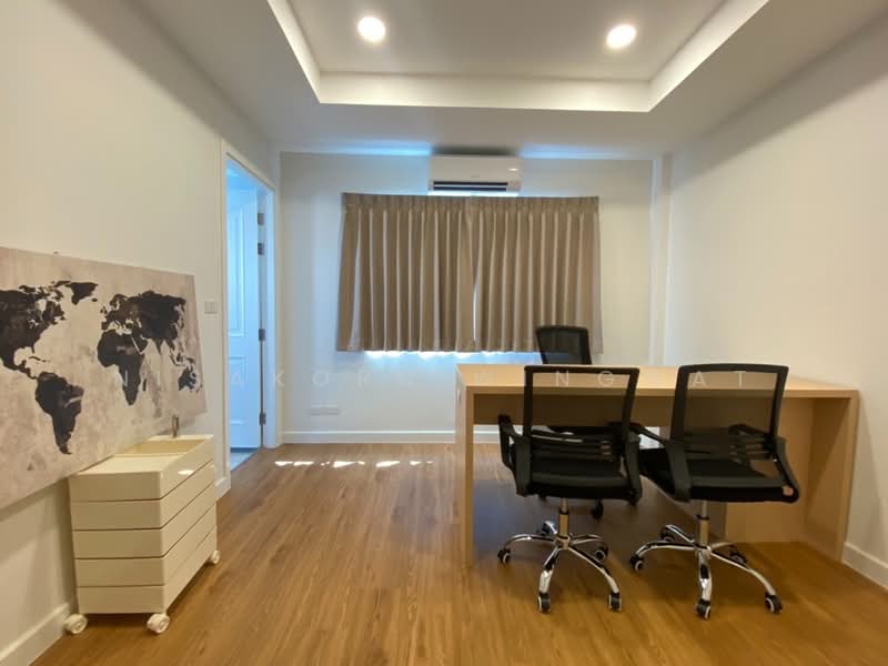 undefined, กรุงเทพ, บางนาใต้, บางนา, กรุงเทพ, 300 ตร.ม., ทาวน์เฮ้าส์ ให้เช่า, โดย Nisakorn Wingwat, 500274529 - DDproperty.com