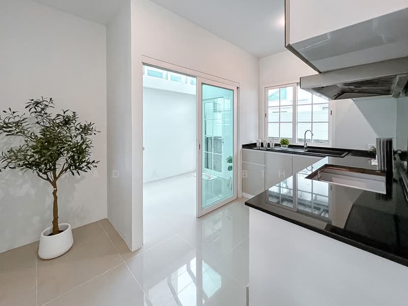 Golden Neo Sathorn, Bangkok, Kanlapaphruek Road, Bangkhuntien, Chom Thong, Bangkok, 4 Bedrooms, 163 sqm, Single Detached House For Sale, by Ladda Suebthai, 500274545 - DDproperty.com