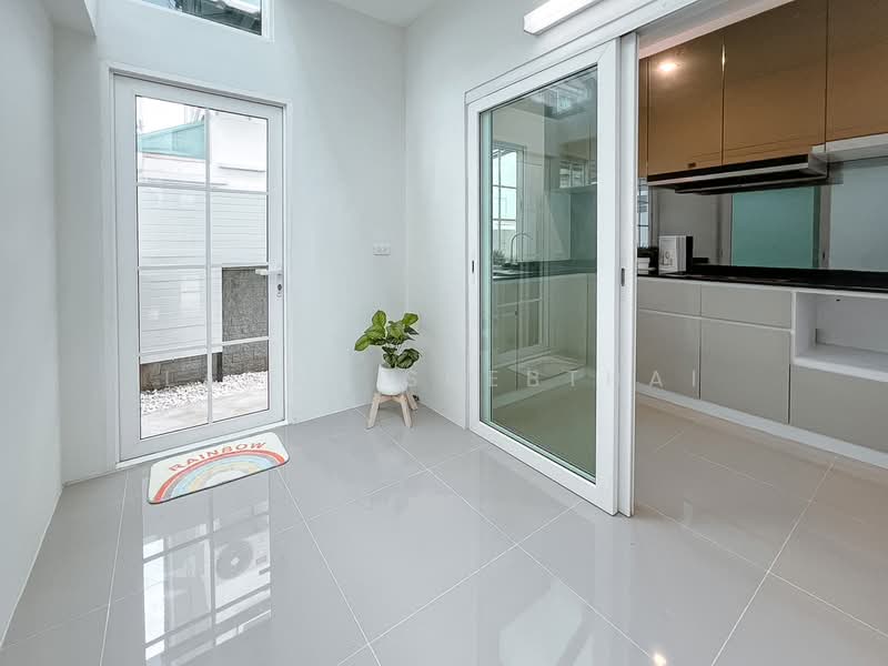 Golden Neo Sathorn, Bangkok, Kanlapaphruek Road, Bangkhuntien, Chom Thong, Bangkok, 4 Bedrooms, 163 sqm, Single Detached House For Sale, by Ladda Suebthai, 500274545 - DDproperty.com