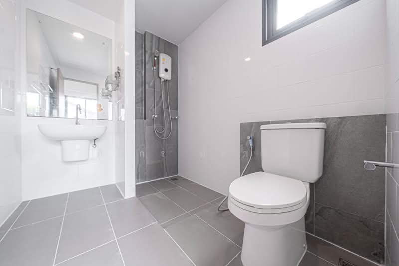 Vario Life Suvarnabhumi, Samut Prakan, Srisa Chorakhe Noi, Bang Sao Thong, Samut Prakan, 2 Bedrooms, 118 sqm, Semi-Detached House (Twin House) For Sale, by ศิวกร มหานิล, 500274552 - DDproperty.com