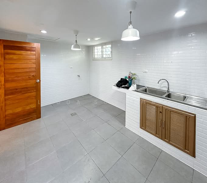 Park Rachavadee Rama 2, Bangkok, Rama 2 Road, Bangmot, Chom Thong, Bangkok, 3 Bedrooms, 200 sqm, Townhouse For Sale, by Ladda Suebthai, 500274584 - DDproperty.com