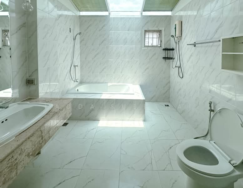 Park Rachavadee Rama 2, Bangkok, Rama 2 Road, Bangmot, Chom Thong, Bangkok, 3 Bedrooms, 200 sqm, Townhouse For Sale, by Ladda Suebthai, 500274584 - DDproperty.com