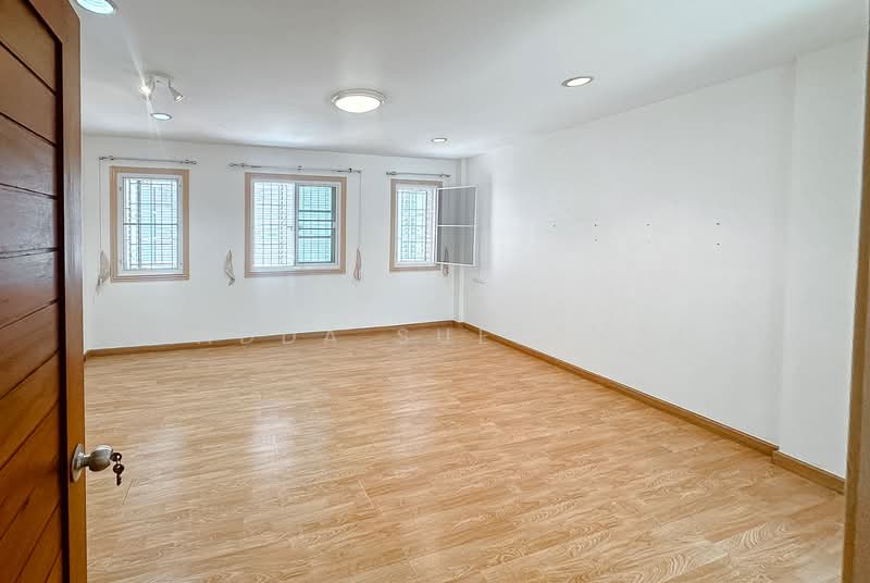 Park Rachavadee Rama 2, Bangkok, Rama 2 Road, Bangmot, Chom Thong, Bangkok, 3 Bedrooms, 200 sqm, Townhouse For Sale, by Ladda Suebthai, 500274584 - DDproperty.com