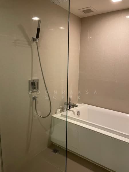 Liv @ 49, Bangkok, 9 Sukhumvit 49 Rd, Khlong Tan Nua, Watthana, Bangkok, 2 Bedrooms, 70 sqm, Condo For Rent, by Boonraksa Sopak, 500274587 - DDproperty.com