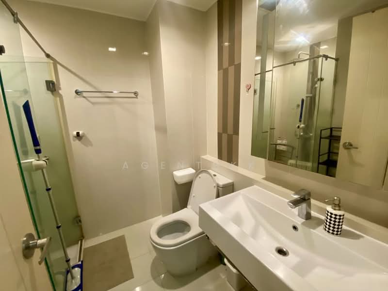 Q House Sukhumvit 79, Bangkok, 2059 Sukhumvit Road, Phra Kanong Nua, Watthana, Bangkok, 1 Bedroom, 31 sqm, Condo For Rent, by Agentbkk, 500274592 - DDproperty.com