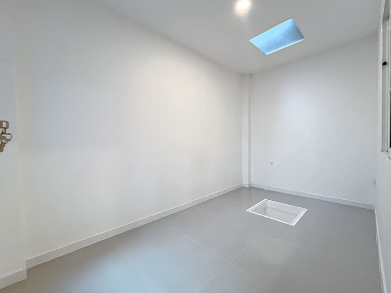 บ้านพงษ์ศิริชัย 2 : Baan Pongsirichai 2, สมุทรสาคร, อ้อมน้อย, กระทุ่มแบน, สมุทรสาคร, 180 ตร.ม., ทาวน์เฮ้าส์ ขาย, โดย Ladda Suebthai, 500274622 - DDproperty.com