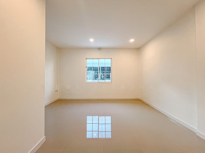 Baan Pongsirichai 2, Samut Sakhon, Om Noi, Krathum Baen, Samut Sakhon, 4 Bedrooms, 180 sqm, Townhouse For Sale, by Ladda Suebthai, 500274622 - DDproperty.com