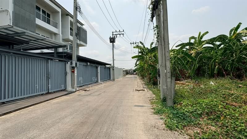 ที่ดินเปล่า 1 ไร่ 16 ตร.ว. ที่ดิน ซอยนาคนิวาส21 ซอยทองเกสร ถนนนาคนิวาศ, Bangkok, ถนนนาคนิวาส, Lat Phrao, Lat Phrao, Bangkok, , 1,664 sqm, Land For Sale, by คุณ กิริยา วรรณารักษ์ (แอฟ), 500274630 - DDproperty.com