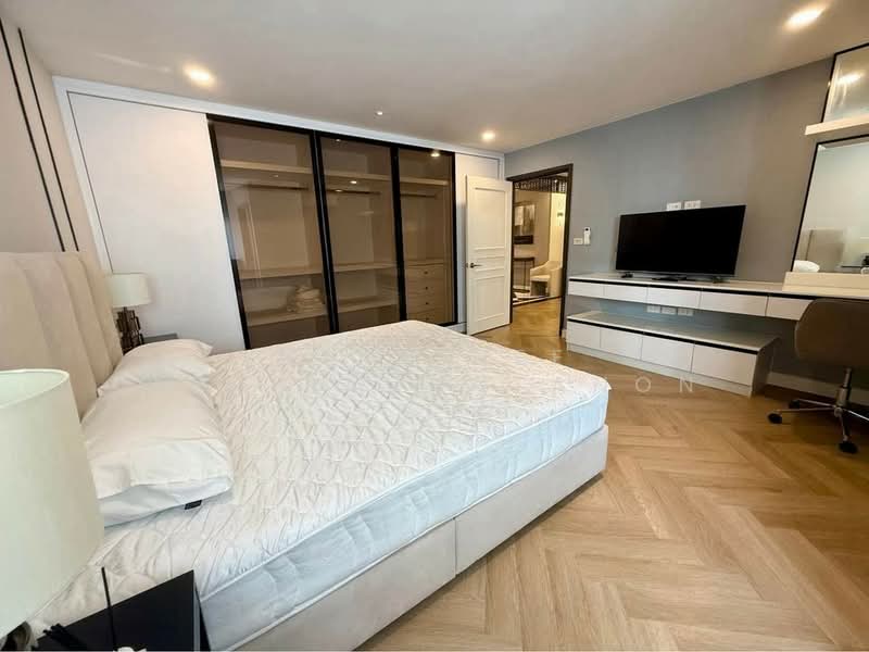 President Park Sukhumvit 24, Bangkok, 99 Sukhumvit 24 Alley, Khlongtoei Nua, Watthana, Bangkok, 4 Bedrooms, 223 sqm, Condo For Sale, by Natrinee Aphirachatanon, 500274661 - DDproperty.com