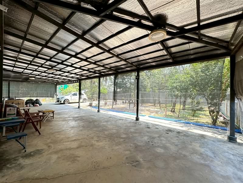 บ้านเดี่ยว 2 ชั้น 200 ตร.ว. บ้านเดี่ยว ซอยโรงเรียนบ้านคลองฝรั่ง ถนนบางกรวย-ไทรน้อย, Nonthaburi, ถนนบางกรวย-ไทรน้อย, Sai Noi, Sai Noi, Nonthaburi, 5 Bedrooms, 600 sqm, Single Detached House For Sale, by คุณ ณิชารดา ทับทิม (เคท), 500274668 - DDproperty.com