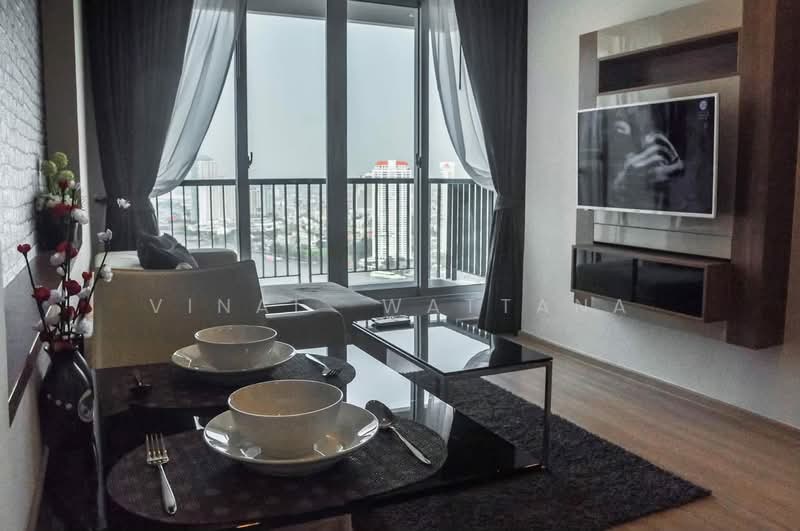 Rhythm Sathorn, Bangkok, 141 Soi Sathorn 21, Yan Nawa, Sathon, Bangkok, 1 Bedroom, 40 sqm, Condo For Rent, by Vinai  Wattana, 500274689 - DDproperty.com
