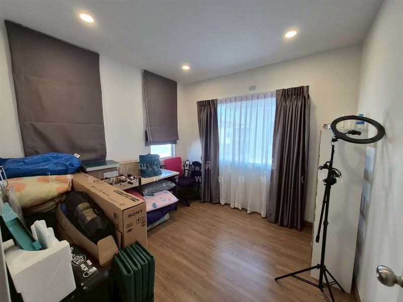 Centro Phahol-Vibhavadi, Pathum Thani, Phaholyothin Frontage Rd, Khlong Nung, Khlong Luang, Pathum Thani, 3 Bedrooms, 190 sqm, Single Detached House For Sale, by คุณ ณัติรุจน์ ไชยสุนทรพฤกษ์ (ที), 500274690 - DDproperty.com