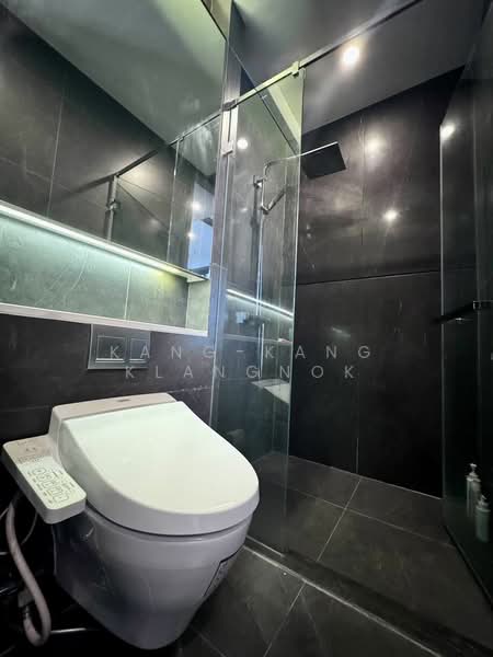 The Esse at Singha Complex, Bangkok, 1788 New Petchaburi Rd, Khlongtoei Nua, Watthana, Bangkok, 1 Bedroom, 36 sqm, Condo For Rent, by Kang-Kang Klangnok, 500274724 - DDproperty.com