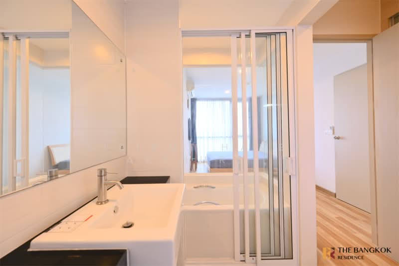 IDEO Ratchada-Huaikwang, Bangkok, 62 Pracharajbumpen Road, Huai Khwang, Huai Khwang, Bangkok, 2 Bedrooms, 65 sqm, Condo For Sale, by Sirirut Havee Akehurst, 500274749 - DDproperty.com