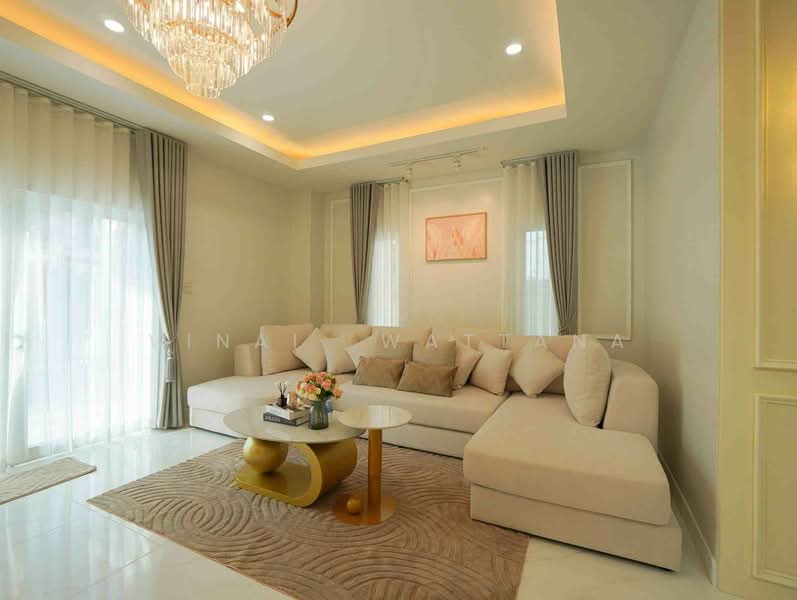 Baan Suan Lalana-Suan Luang, Bangkok, 50/363 Chaloem Phrakiat Ro 9 Soi 28 Yaek 14, Dok Mai, Prawet, Bangkok, 3 Bedrooms, 252 sqm, Condo For Sale, by Vinai  Wattana, 500274751 - DDproperty.com