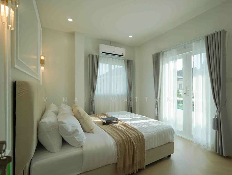 Baan Suan Lalana-Suan Luang, Bangkok, 50/363 Chaloem Phrakiat Ro 9 Soi 28 Yaek 14, Dok Mai, Prawet, Bangkok, 3 Bedrooms, 252 sqm, Condo For Sale, by Vinai  Wattana, 500274751 - DDproperty.com