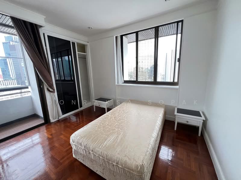 Baan Yoswadi, Bangkok, 34 Phahon Yothin 7, Samsen Nai, Phaya Thai, Bangkok, 3 Bedrooms, 210 sqm, Condo For Rent, by Boonraksa Sopak, 500274759 - DDproperty.com