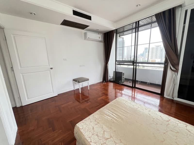 Baan Yoswadi, Bangkok, 34 Phahon Yothin 7, Samsen Nai, Phaya Thai, Bangkok, 3 Bedrooms, 210 sqm, Condo For Rent, by Boonraksa Sopak, 500274759 - DDproperty.com