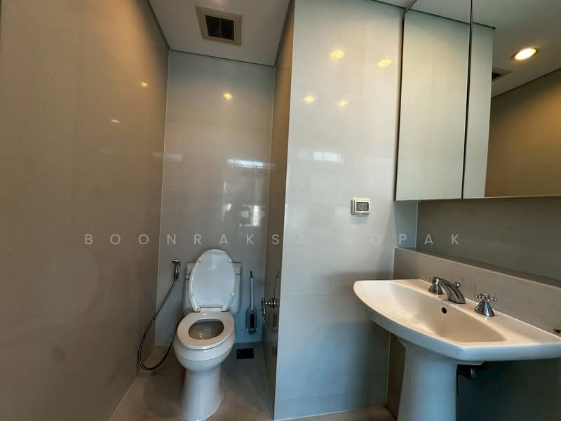 AGUSTON Sukhumvit 22, Bangkok, 140 Sukhumvit Road, Khlong Toei, Khlong Toei, Bangkok, 2 Bedrooms, 86 sqm, Condo For Rent, by Boonraksa Sopak, 500274762 - DDproperty.com