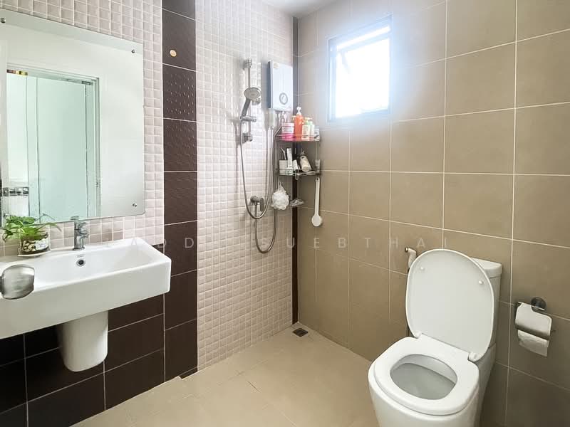 J Villa Rangsit - Klong 1, Pathum Thani, Prachathipat, Thanyaburi, Pathum Thani, 4 Bedrooms, 142 sqm, Single Detached House For Sale, by Ladda Suebthai, 500274785 - DDproperty.com