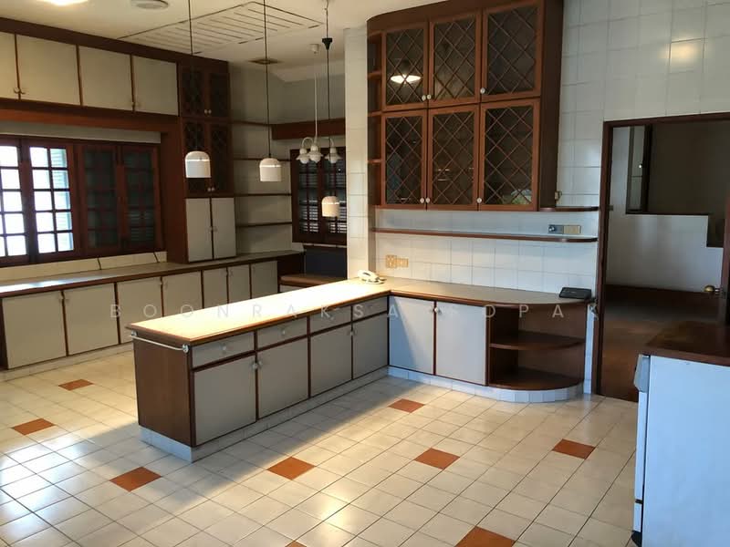 4-BR House, Bangkok, Bang Chak, Phra Khanong, Bangkok, 4 Bedrooms, 880 sqm, Single Detached House For Rent, by Boonraksa Sopak, 500274786 - DDproperty.com