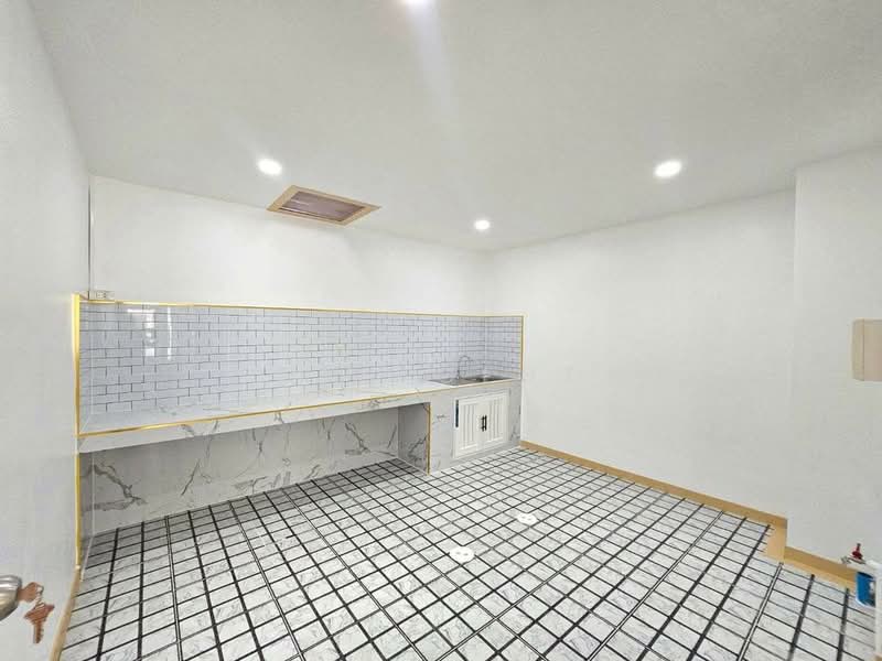 BUSARIN BANGBUATHONG, Nonthaburi, Bang Bua Thong, Bang Bua Thong, Nonthaburi, 4 Bedrooms, 100 sqm, Townhouse For Sale, by NR AGENT, 500274822 - DDproperty.com