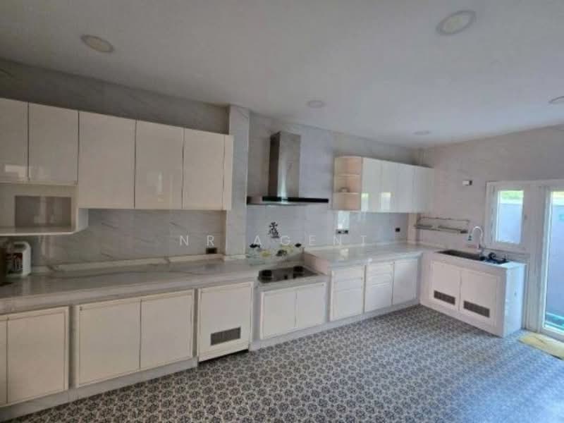 Ladawan Rama 2, Bangkok, Rama 2 Road, Samae Dam, Bang Khun Thian, Bangkok, 5 Bedrooms, 600 sqm, Single Detached House For Sale, by NR AGENT, 500274828 - DDproperty.com