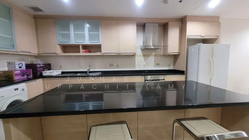 The Lakes, Bangkok, 123 Ratchadaphisek Road, Khlong Toei, Khlong Toei, Bangkok, 2 Bedrooms, 143 sqm, Condo For Rent, by Juthabhorn Uppachit (Amy), 500274863 - DDproperty.com
