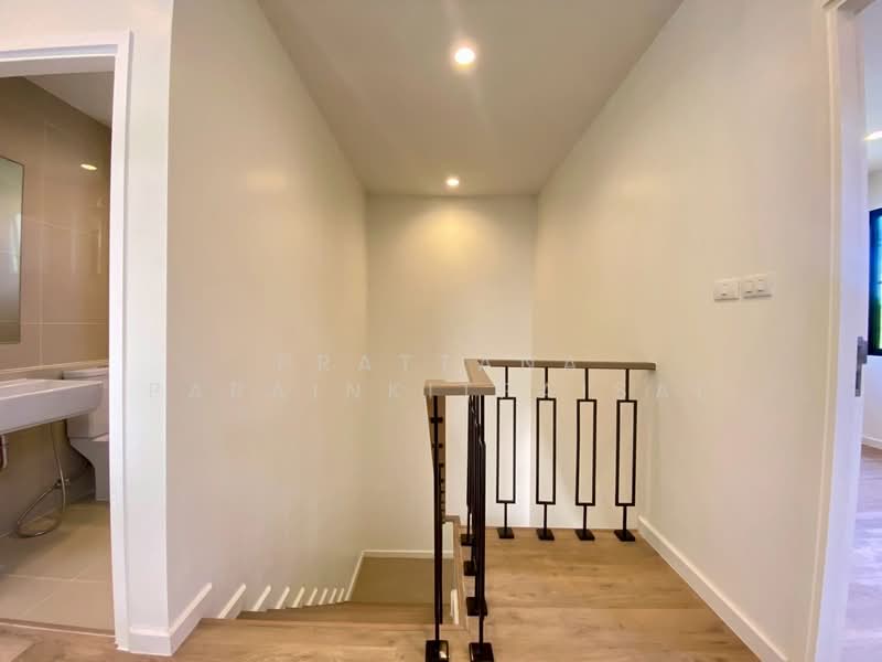 Crown Estate Dulwich Road, Phuket, Ko Kaeo, Muang Phuket, Phuket, 4 Bedrooms, 276 sqm, Single Detached House For Sale, by Prattana Parainkitpaisal, 500274875 - DDproperty.com