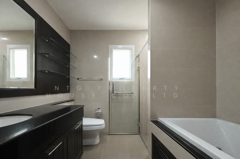 Grand Canal Donmuang, Bangkok, Cherdwutthakat Road, Si Khan, Don Mueang, Bangkok, 4 Bedrooms, 235 sqm, Single Detached House For Rent, by NTG Property House Co.,Ltd., 500274882 - DDproperty.com