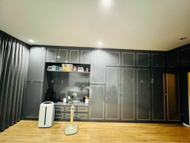 Baan Klang Muang Sathorn-Suksawat, Samut Prakan, 29 Suk Sawat 39, Bang Phung, Phra Pra Daeng, Samut Prakan, 3 Bedrooms, 152 sqm, Townhouse For Rent, by Adisorn Ploymeerassamee, 500274885 - DDproperty.com