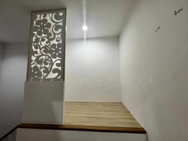 Baan Klang Muang Sathorn-Suksawat, Samut Prakan, 29 Suk Sawat 39, Bang Phung, Phra Pra Daeng, Samut Prakan, 3 Bedrooms, 152 sqm, Townhouse For Rent, by Adisorn Ploymeerassamee, 500274885 - DDproperty.com