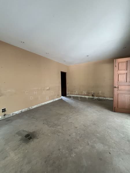 Muang Ake Village, Pathum Thani, Muang Ake Rd, Lak Hok, Muang Pathum Thani, Pathum Thani, 6 Bedrooms, 1,163 sqm, Single Detached House For Sale, by Chadthanee Debavalya, 500274889 - DDproperty.com