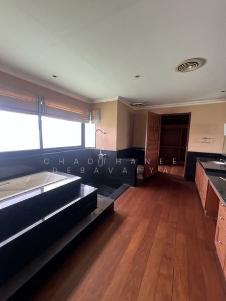 Muang Ake Village, Pathum Thani, Muang Ake Rd, Lak Hok, Muang Pathum Thani, Pathum Thani, 6 Bedrooms, 1,163 sqm, Single Detached House For Sale, by Chadthanee Debavalya, 500274889 - DDproperty.com