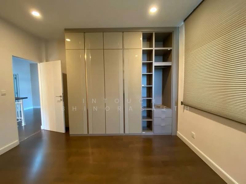 Setthasiri Pattanakarn, Bangkok, Phatthanakan-Onnut Road (New Cut), Prawet, Prawet, Bangkok, 4 Bedrooms, 244 sqm, Single Detached House For Sale, by Intouch Abhinorasaeth, 500274920 - DDproperty.com