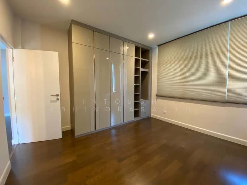 Setthasiri Pattanakarn, Bangkok, Phatthanakan-Onnut Road (New Cut), Prawet, Prawet, Bangkok, 4 Bedrooms, 244 sqm, Single Detached House For Sale, by Intouch Abhinorasaeth, 500274920 - DDproperty.com