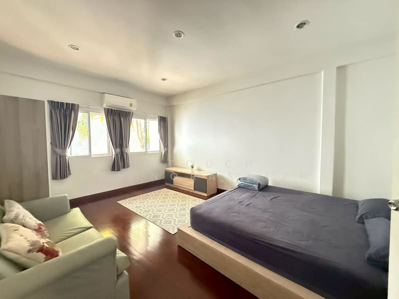 บ้าน 3-ห้องนอน, กรุงเทพ, คลองตันเหนือ, วัฒนา, กรุงเทพ, 400 ตร.ม., บ้านเดี่ยว ให้เช่า, โดย Intouch Abhinorasaeth, 500274926 - DDproperty.com
