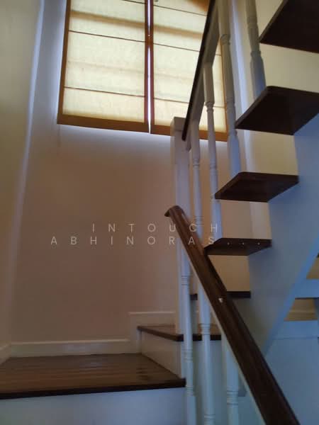4-BR House, Bangkok, Saphan Sung, Saphan Sung, Bangkok, 4 Bedrooms, 325 sqm, Single Detached House For Sale, by Intouch Abhinorasaeth, 500274929 - DDproperty.com