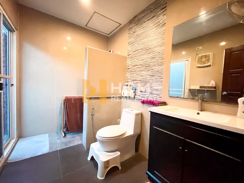 Manthana Onnut–Wongwaen 4, Bangkok, Eastern Ring Road, Prawet, Prawet, Bangkok, 5 Bedrooms, 180 sqm, Single Detached House For Sale, by HOME Real Estate Service, 500274931 - DDproperty.com