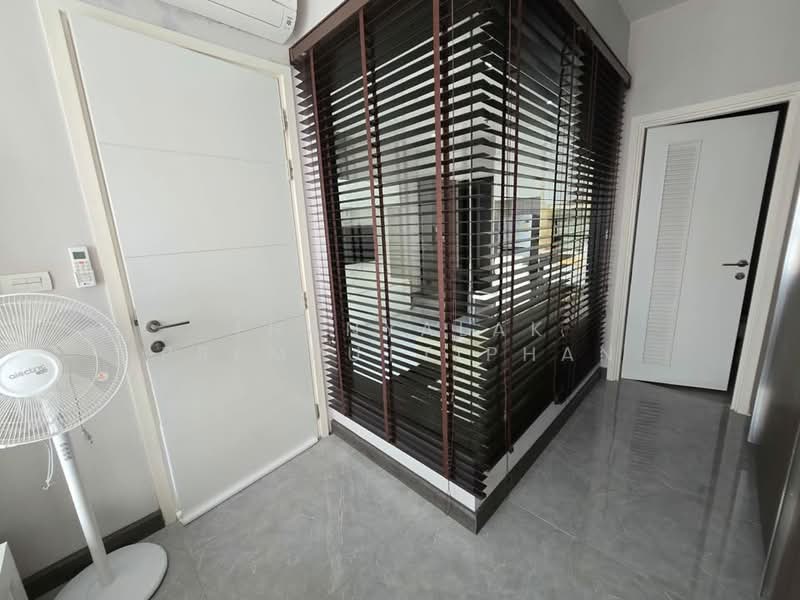 Urbano Absolute Sathon-Taksin, Bangkok, 345 Charoen Nakhon 14/2 Alley, Khlong Ton Sai, Khlong San, Bangkok, 1 Bedroom, 36 sqm, Condo For Sale, by Thanyalak Premputtiphan, 500274962 - DDproperty.com