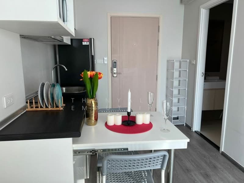 Rich Park @ Triple Station, Bangkok, 591 Srinakarin Road, Suan Luang, Suan Luang, Bangkok, 1 Bedroom, 30 sqm, Condo For Rent, by Thanyalak Premputtiphan, 500274976 - DDproperty.com