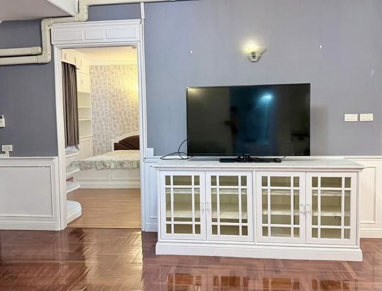 Las Colinas, Bangkok, Sukhumvit 21 Road, Khlongtoei Nua, Watthana, Bangkok, 2 Bedrooms, 100 sqm, Condo For Rent, by Natlyn Kongsapook, 500274987 - DDproperty.com