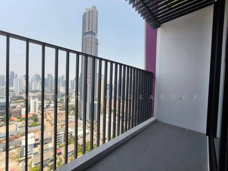 XT Ekkamai, Bangkok, 259 Soi Sukhumvit 63, Khlong Tan Nua, Watthana, Bangkok, 1 Bedroom, 30 sqm, Condo For Rent, by Natlyn Kongsapook, 500274989 - DDproperty.com
